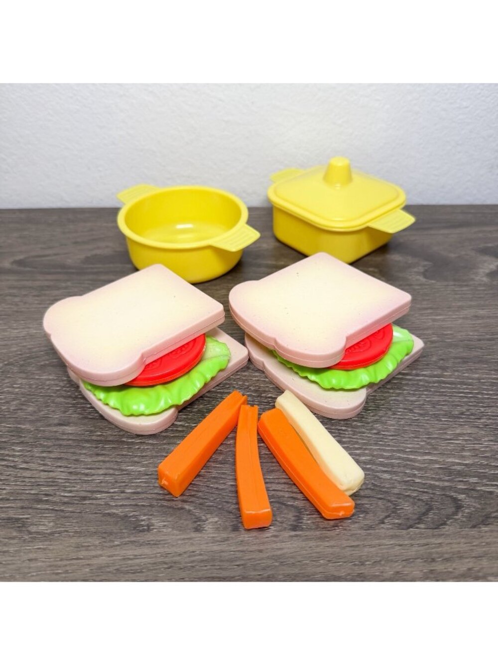 Vintage Plastic Play Food Lunch Sandwich’s Lettuce Tomato Bread Carrots Pots